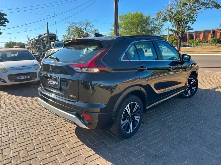 Mitsubishi Eclipse Cross HPE 1.5 16V 165cv AUT 2025 - Foto 3
