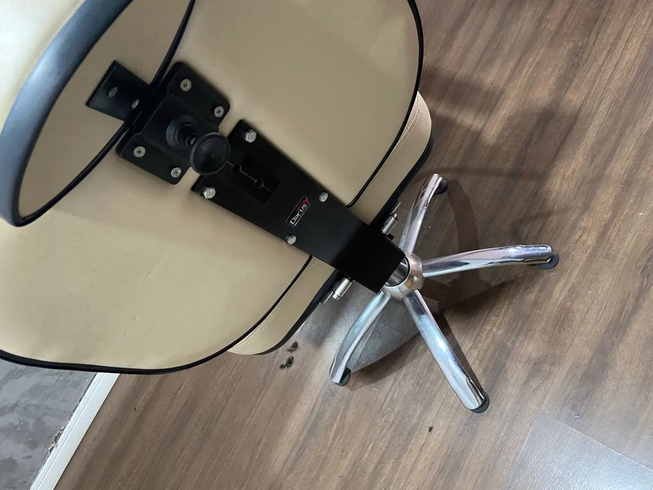 Barber chair with only 6 months of use