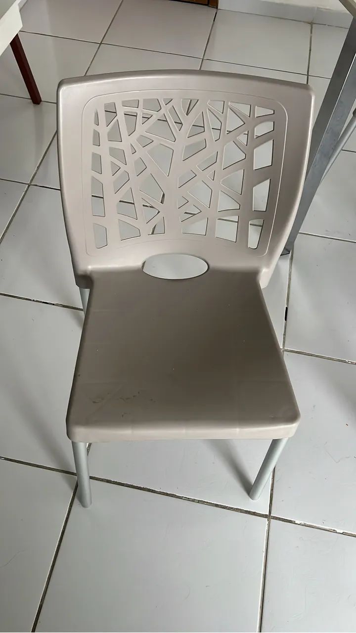 Mesa e cadeiras  - Foto 2