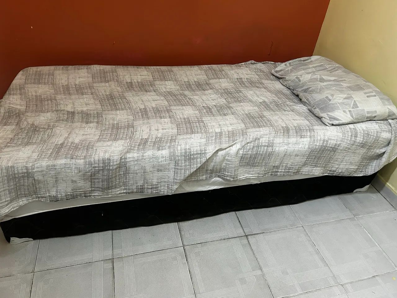 Cama de Solteiro Marjom bem conservada  - Foto 2