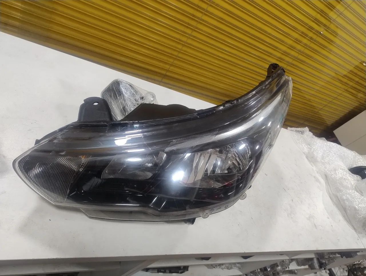 par de farol cronos/argo sem led - Foto 3