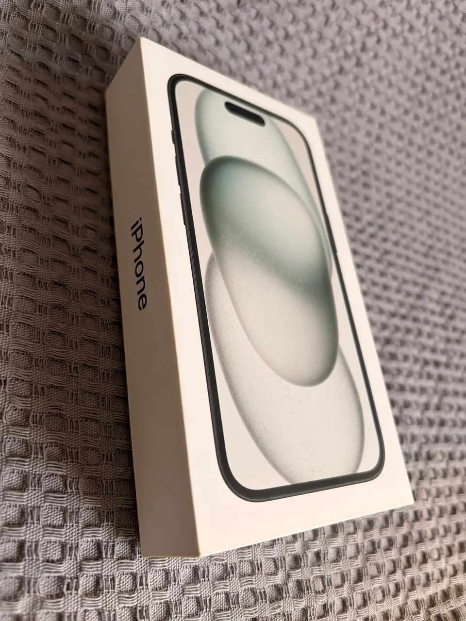 IPHONE 15 - 256GB