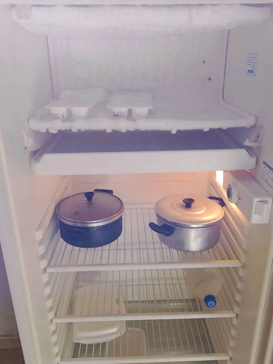 Vendo geladeira Consul  - Foto 3