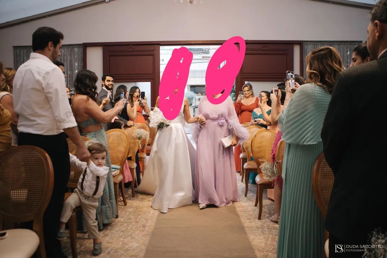 Vestido mãe de noiva cor lavanda marca Dolps - Foto 3