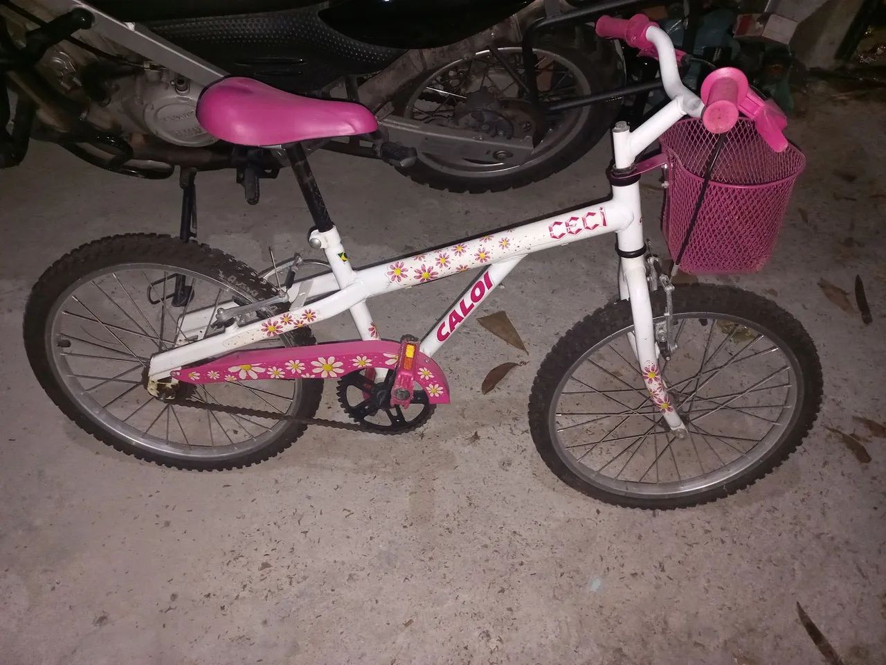 Bicicleta infantil de menina - Foto 3