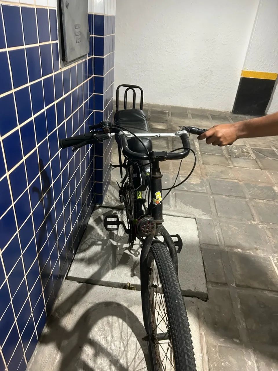 Bicicleta CB500 parada - Foto 3
