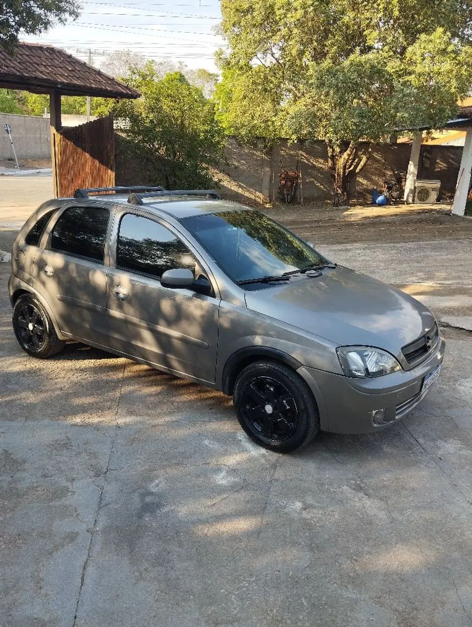 Chevrolet Corsa Hatchback 1.8 MPFI Flexpower 8V 5P 2004