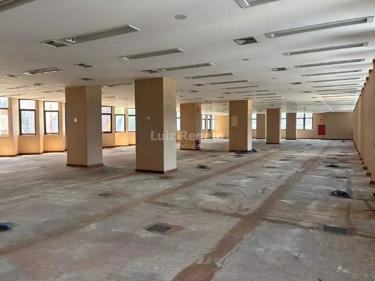 Andar corrido para aluguel 8 vagas - Coração de Jesus - Foto 4