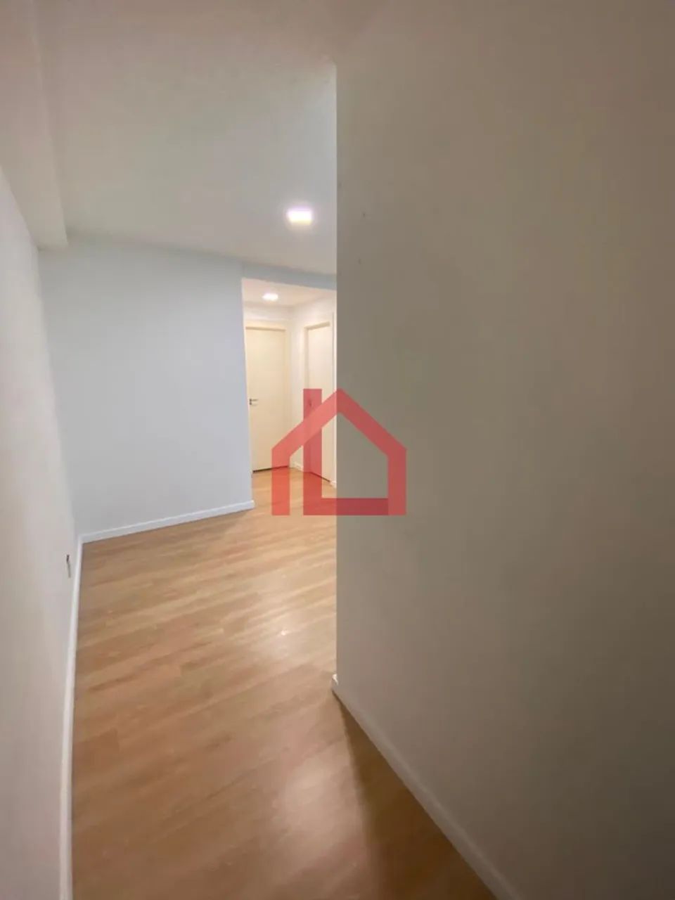 Dez Nova Iguaçu, 2 quartos com varanda e vaga. Piso Laminado e lazer completo. - Foto 3