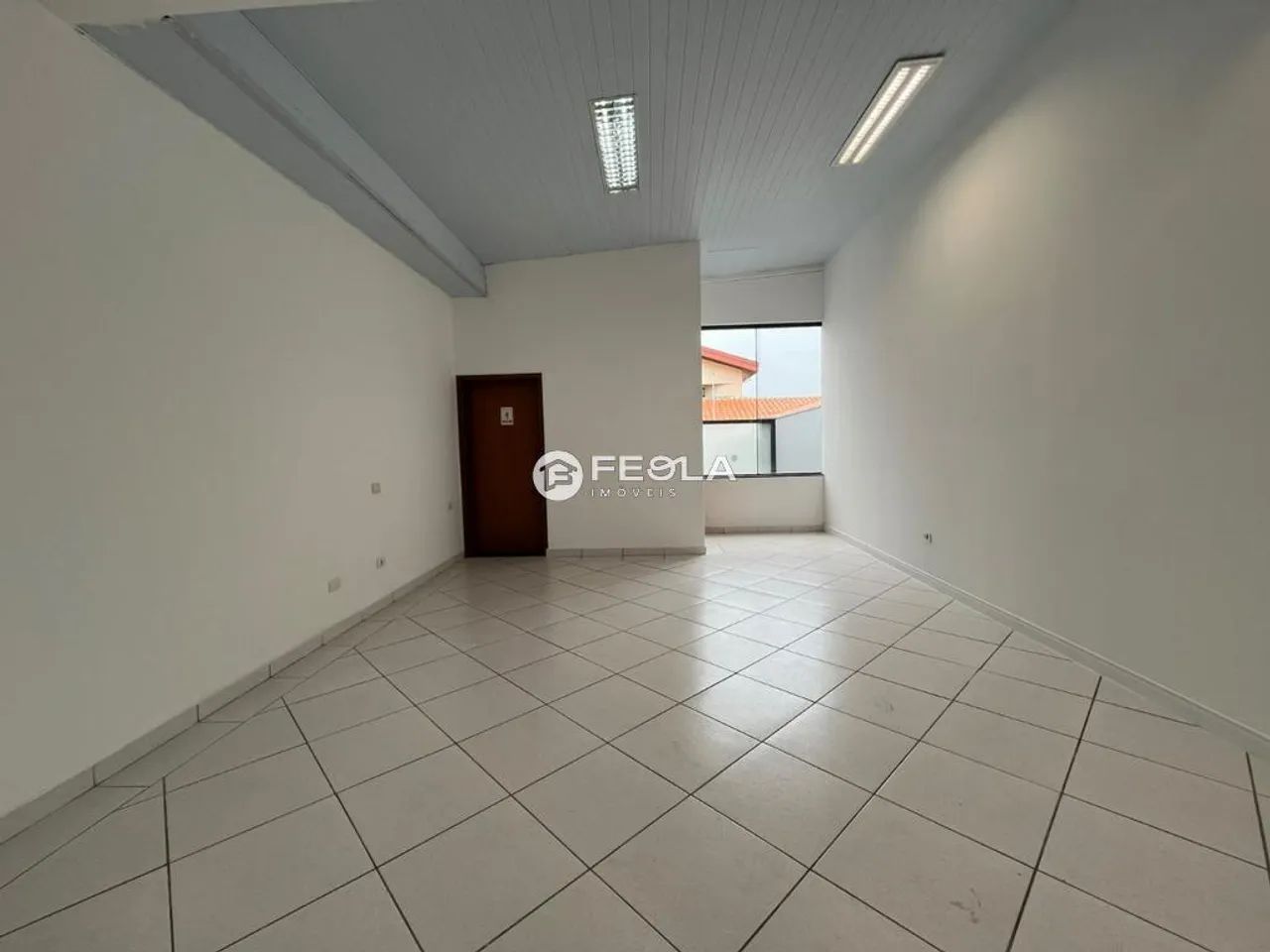 Sala para alugar em Santa Bárbara D'Oeste, Vila Ferrarezi, com 46 m² - Foto 2