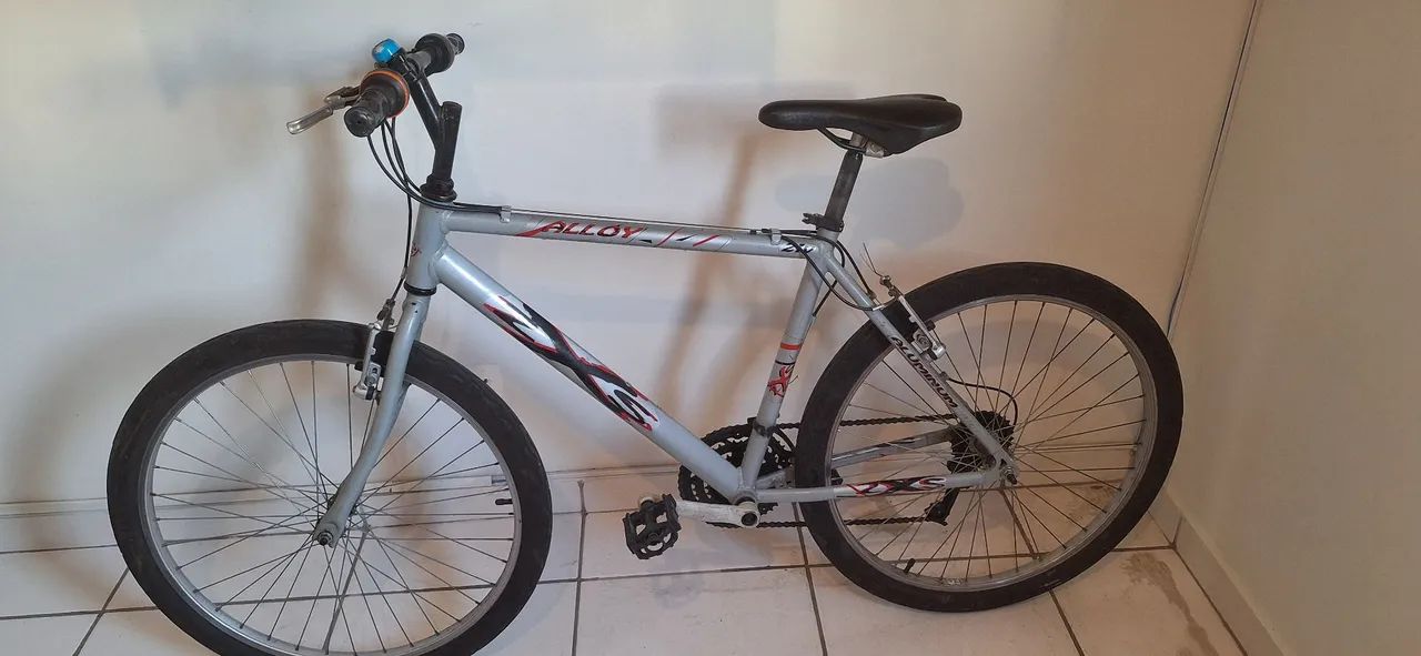 Bicicleta Aro 26 Alumínio Alloy 2XS - Leve e Prática 