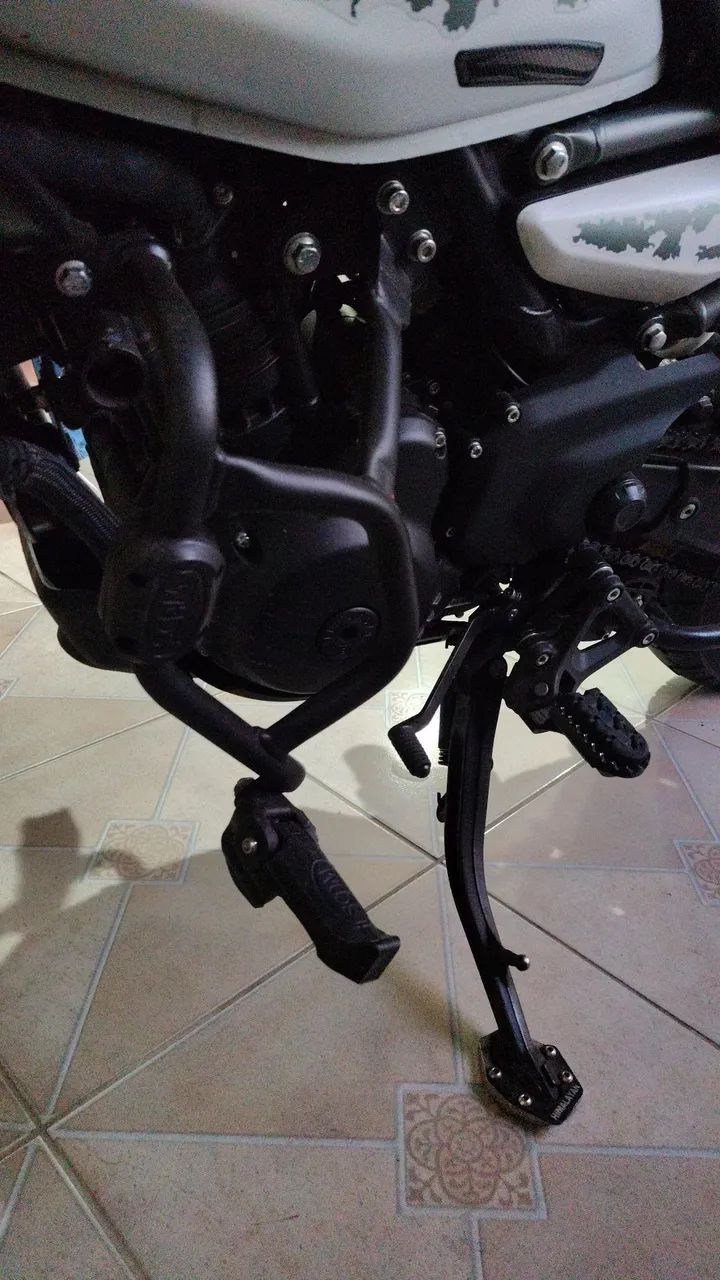 Himalayan 450 sem câmara. Cheia de acessórios e pneu reserva! - Foto 5