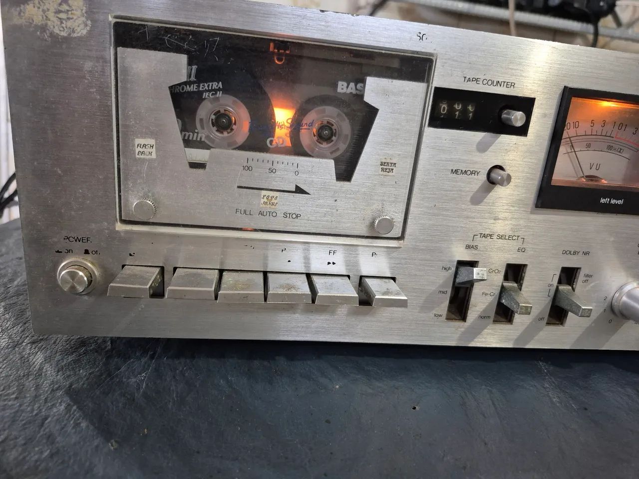 Vendo toca fitas e amplificador de som antigo  - Foto 4