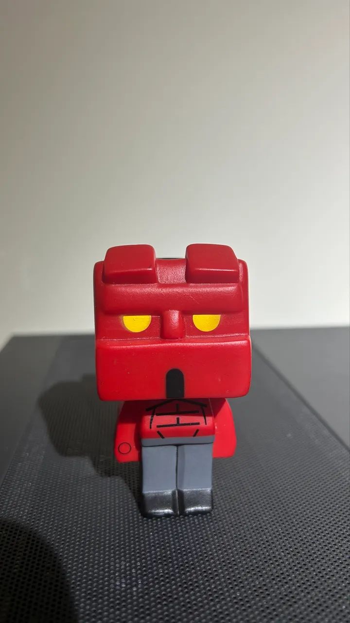 Boneco Kubos Hellboy Nerd ao Cubo