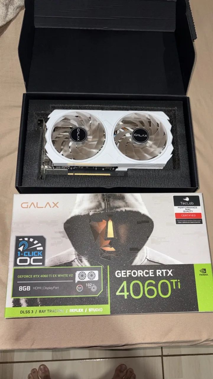Placa de video RTX 4060 TI