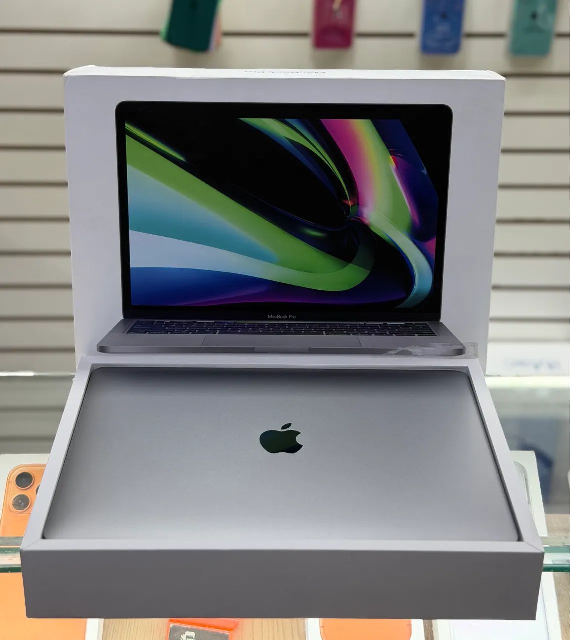【M2 / 512GB】MacBook Pro 13インチ 動作良好・格安 Macbook pro m2 8gb / 512gb touch bar 13 polegadas LOJA FÍSICA