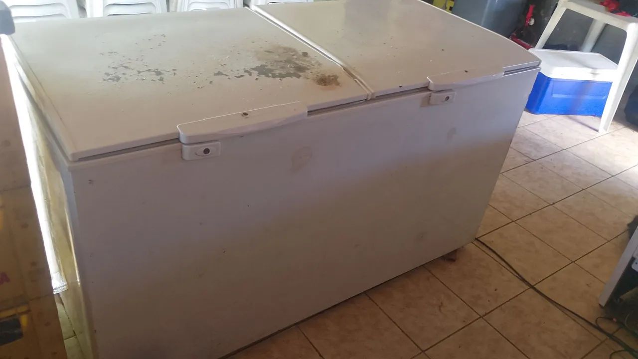 Vende-se freezer 
