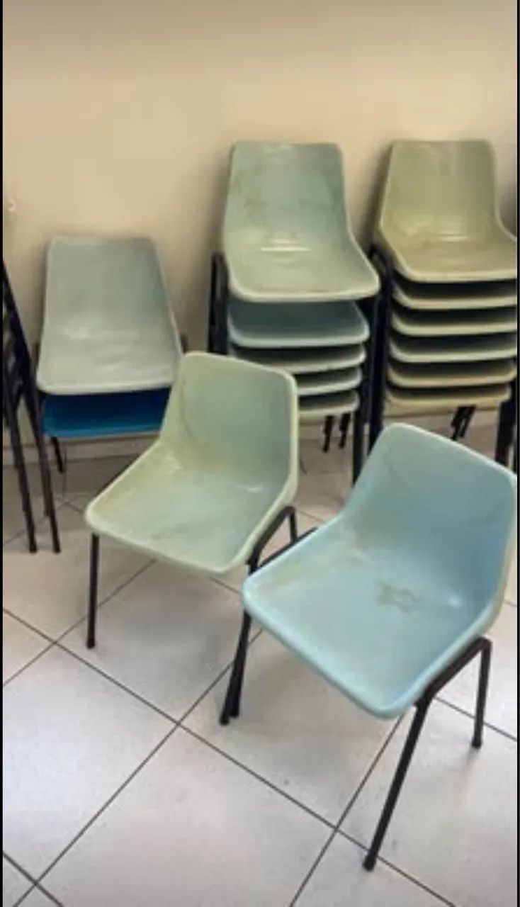 Cadeiras de fibra de vidro - antigas Decada de 70 - Foto 4