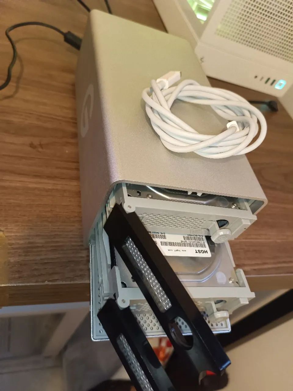 HD externo 10tb G-RAID Thunderbold Para Mac e Windows  - Foto 4