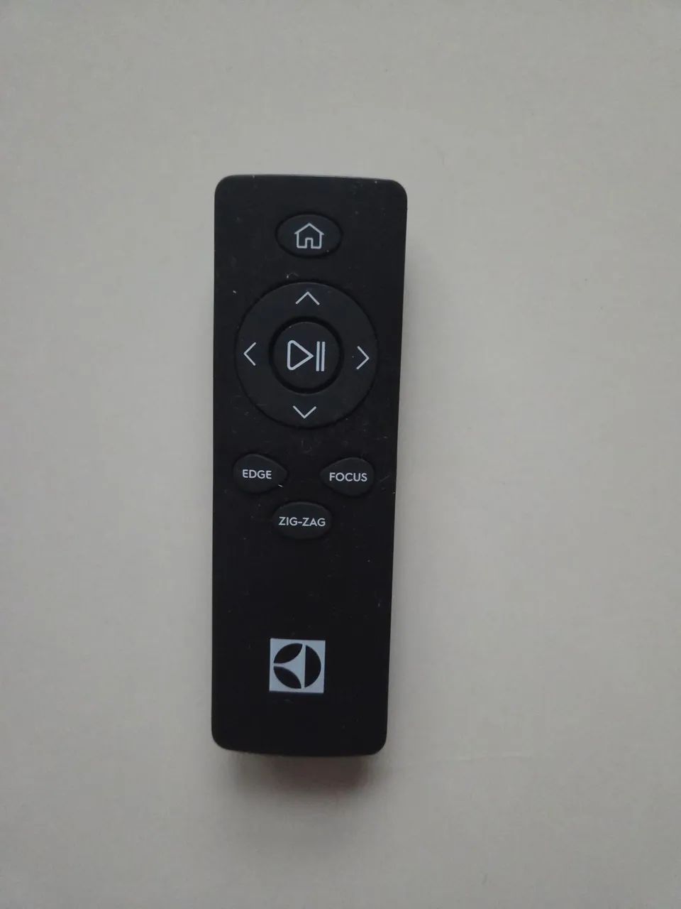 Robô aspirador Eletrolux ERB30 - Foto 5