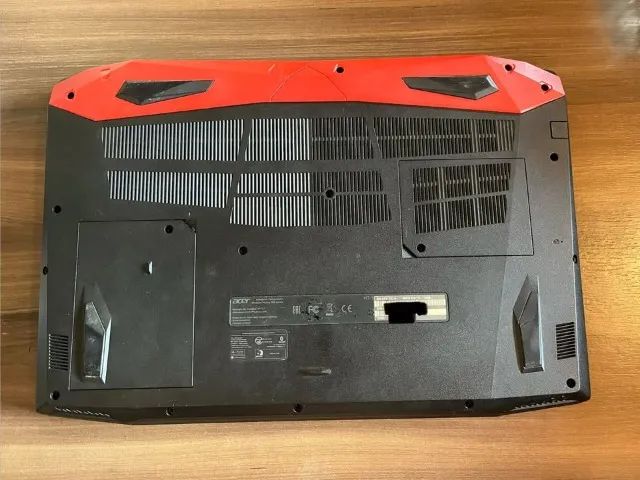 notebook acer predator helios 300 para peças - Foto 2