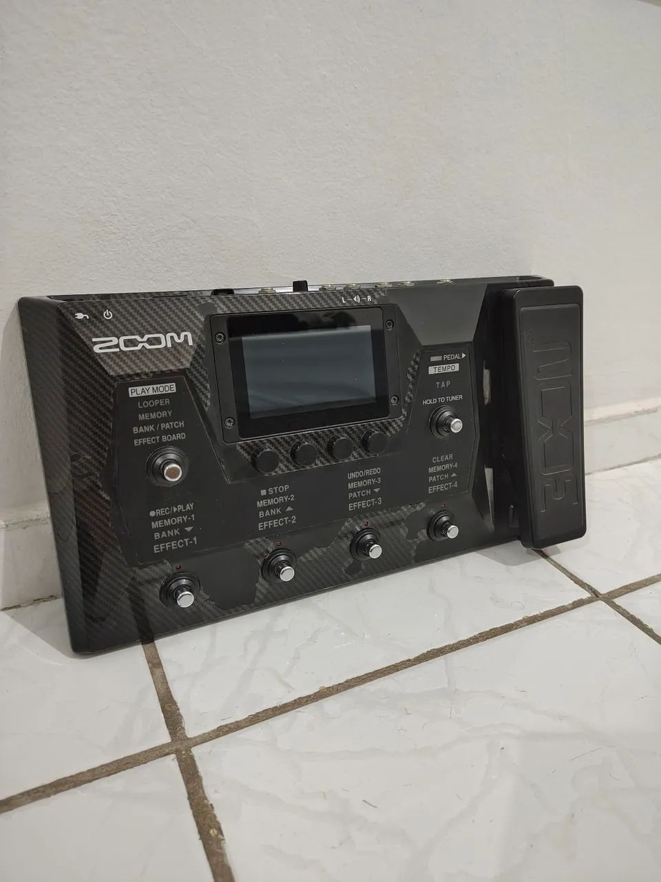 Pedaleira Zoom G6
