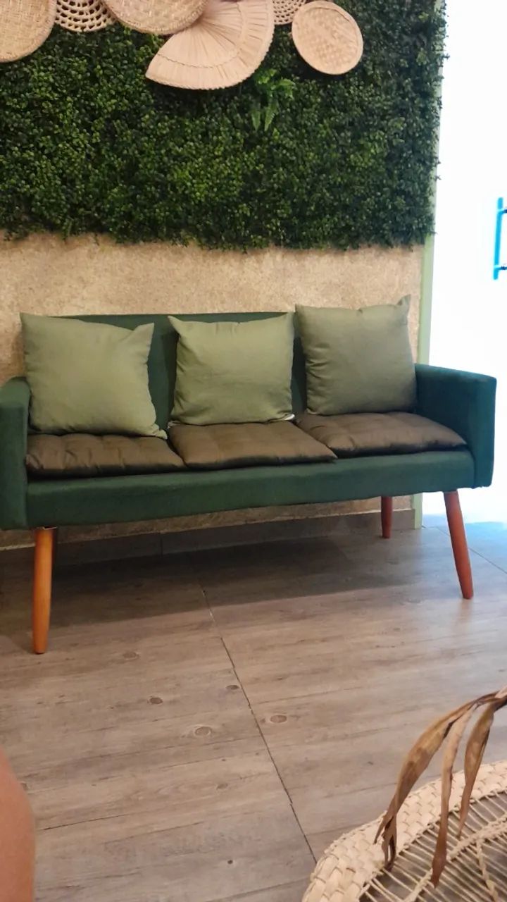 Conjunto de poltronas com almofadas