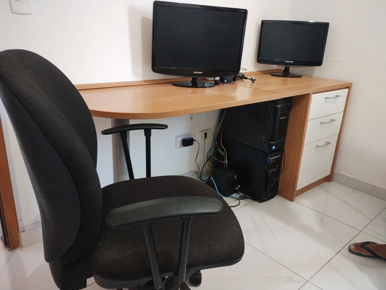 Mesa de escritório excelente estado  - Foto 3