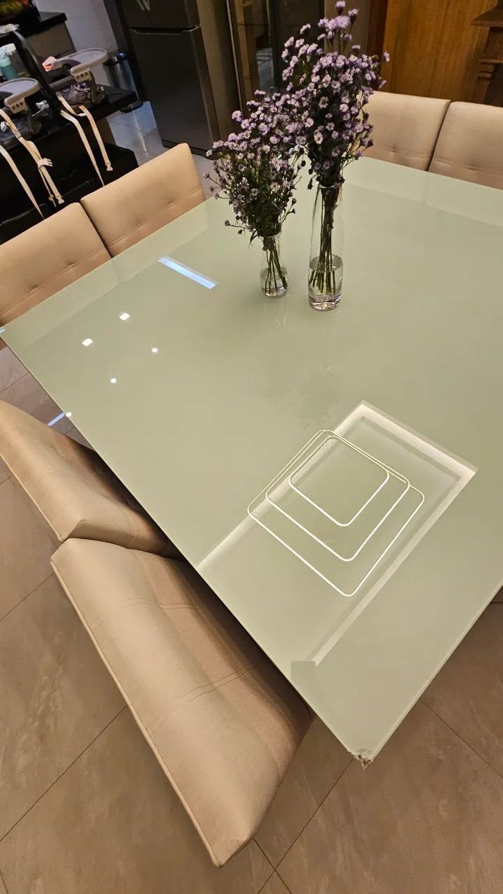 Mesa quadrada 8 lugares sensacional comprada na German - Foto 4