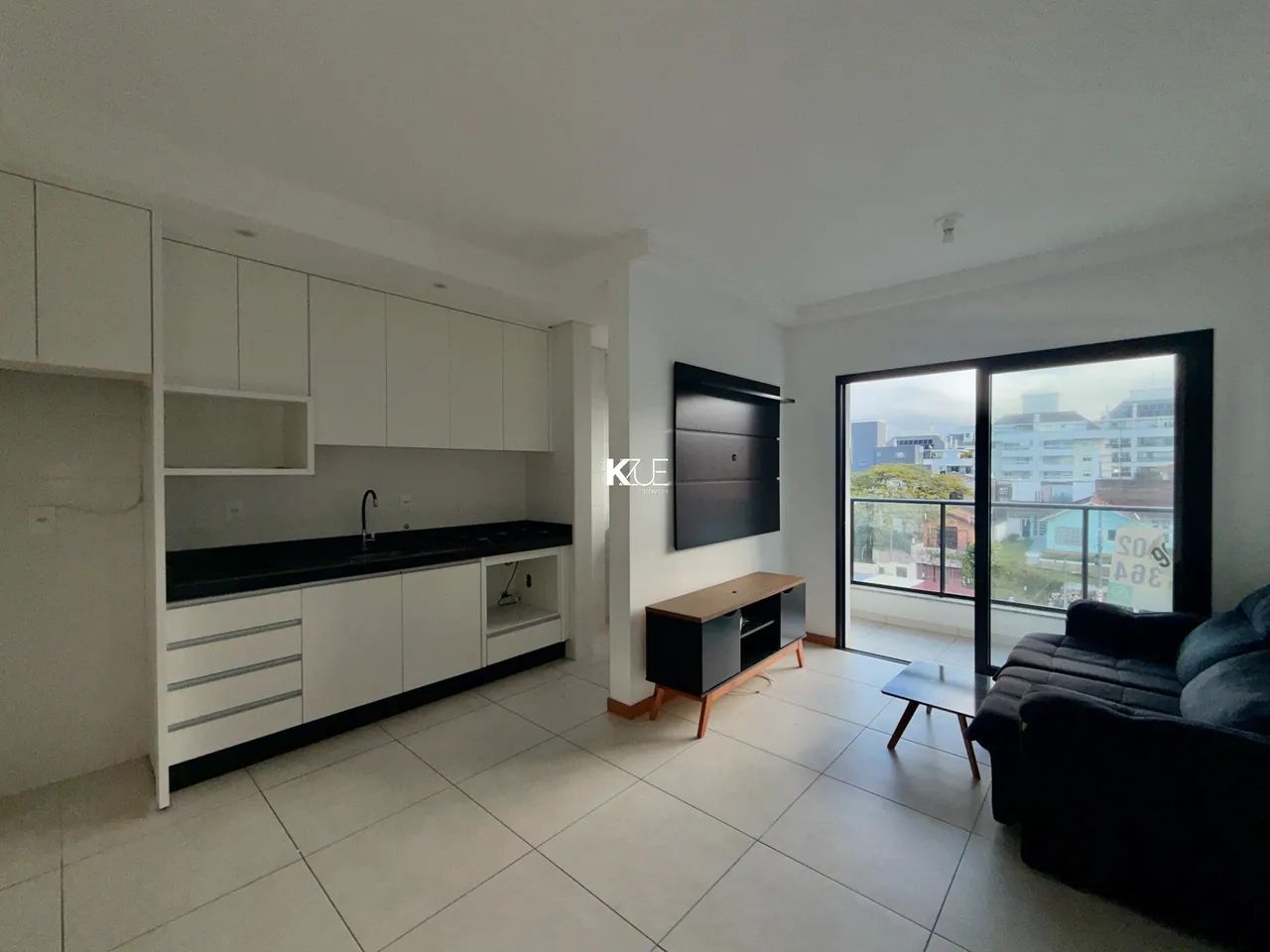 Apartamento 02 dormitórios semimobiliado, para alugar em Coqueiros, Florianópolis SC - Foto 5