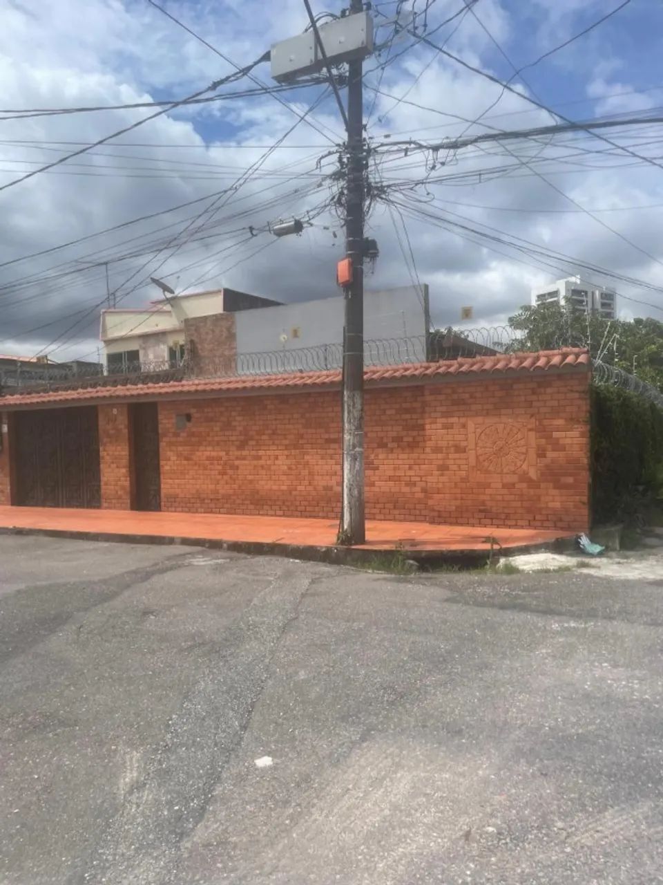 Casa no bairro do Marco , 3 quartos , sendo 1 suíte