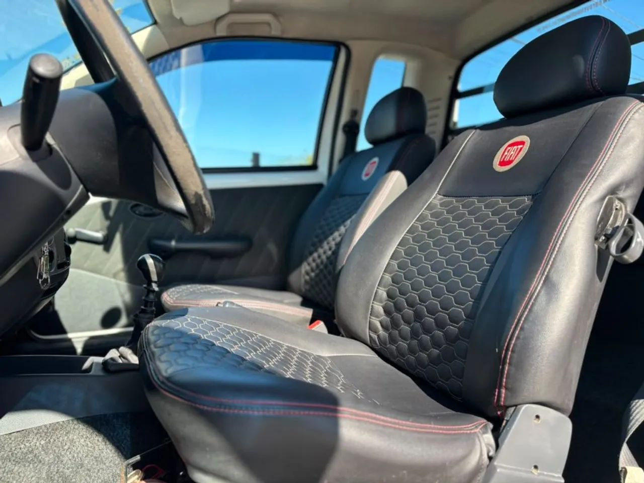 Fiat Strada 1.4 MPI Fire Flex 8V CE 2011 - Foto 4