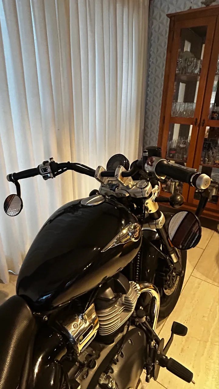 ROYAL ENFIELD SUPER METEOR 650 2025 - ESTADO DE ZERO! ?