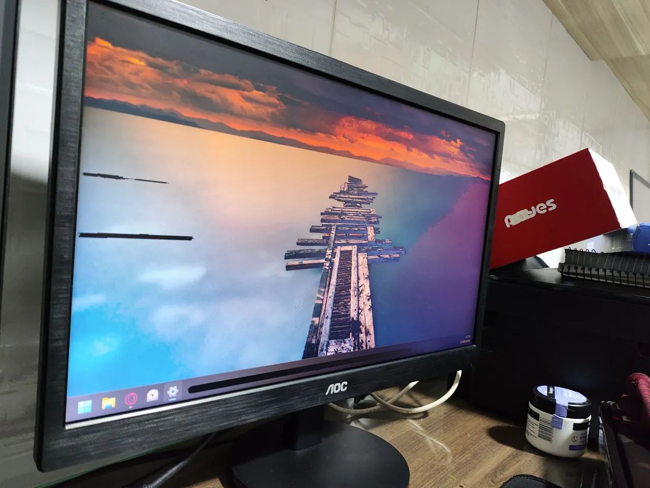 Monitor 19,5" AOC - Foto 2