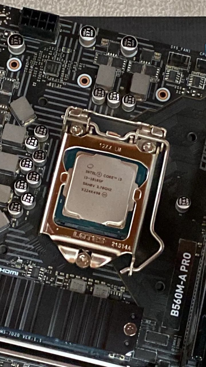 Intel i3-10105F, 3.7GHz (até 4,4 GHz), Quad Core, 8 Threads, LGA 1200