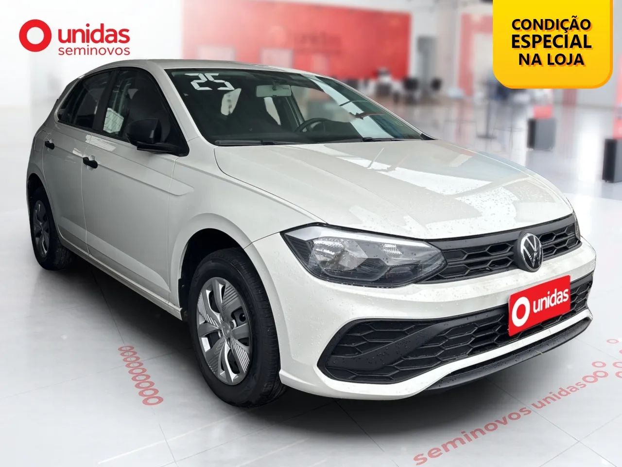 Volkswagen Polo Track 1.0 Flex 12V 5p, foto 3 de 17