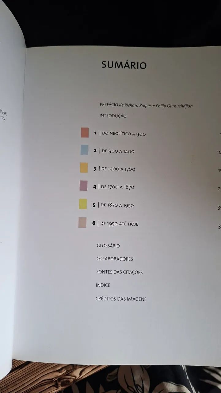 Livro sobre arquitetura  - Foto 2