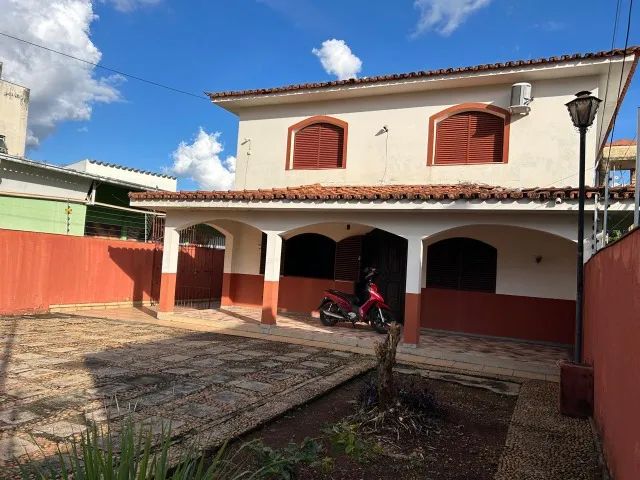 Sobrado na Área Central de Anápolis