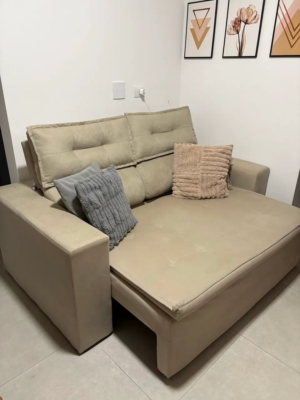Vendo sofá retrátil 3 meses de uso  - Foto 2