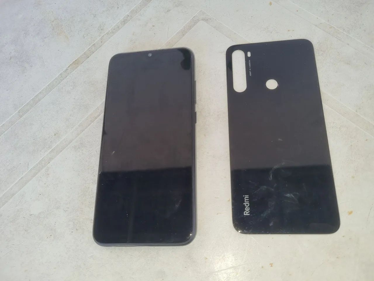 Redmi note 8 quebrado sem bateria - Foto 2