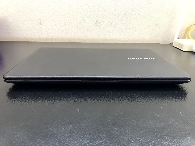 Notebook Samsung Essentials NP300E5K-KF1BR - Foto 2