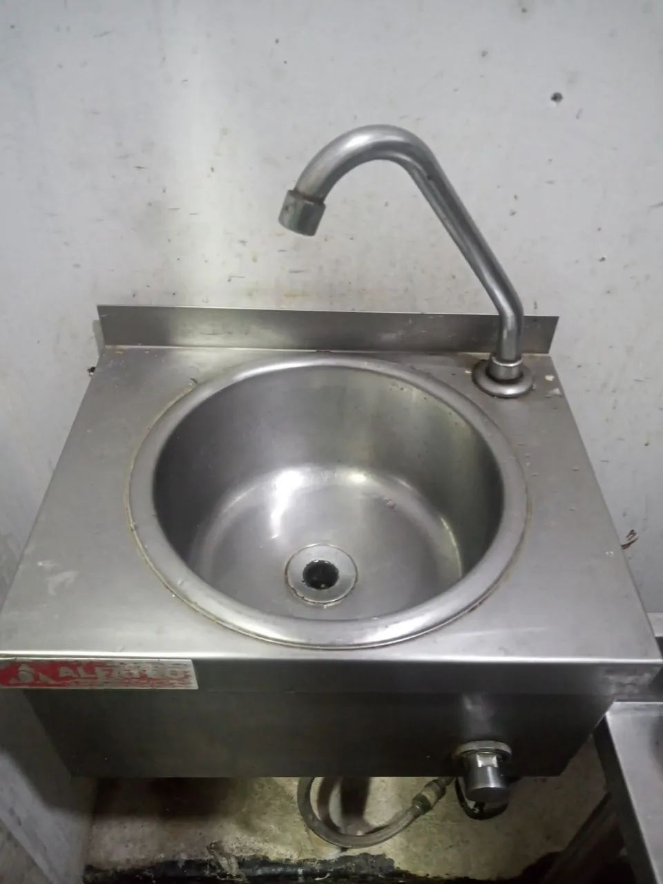 Pia de assepsia Alfatec, funcionando perfeitamente - Foto 2