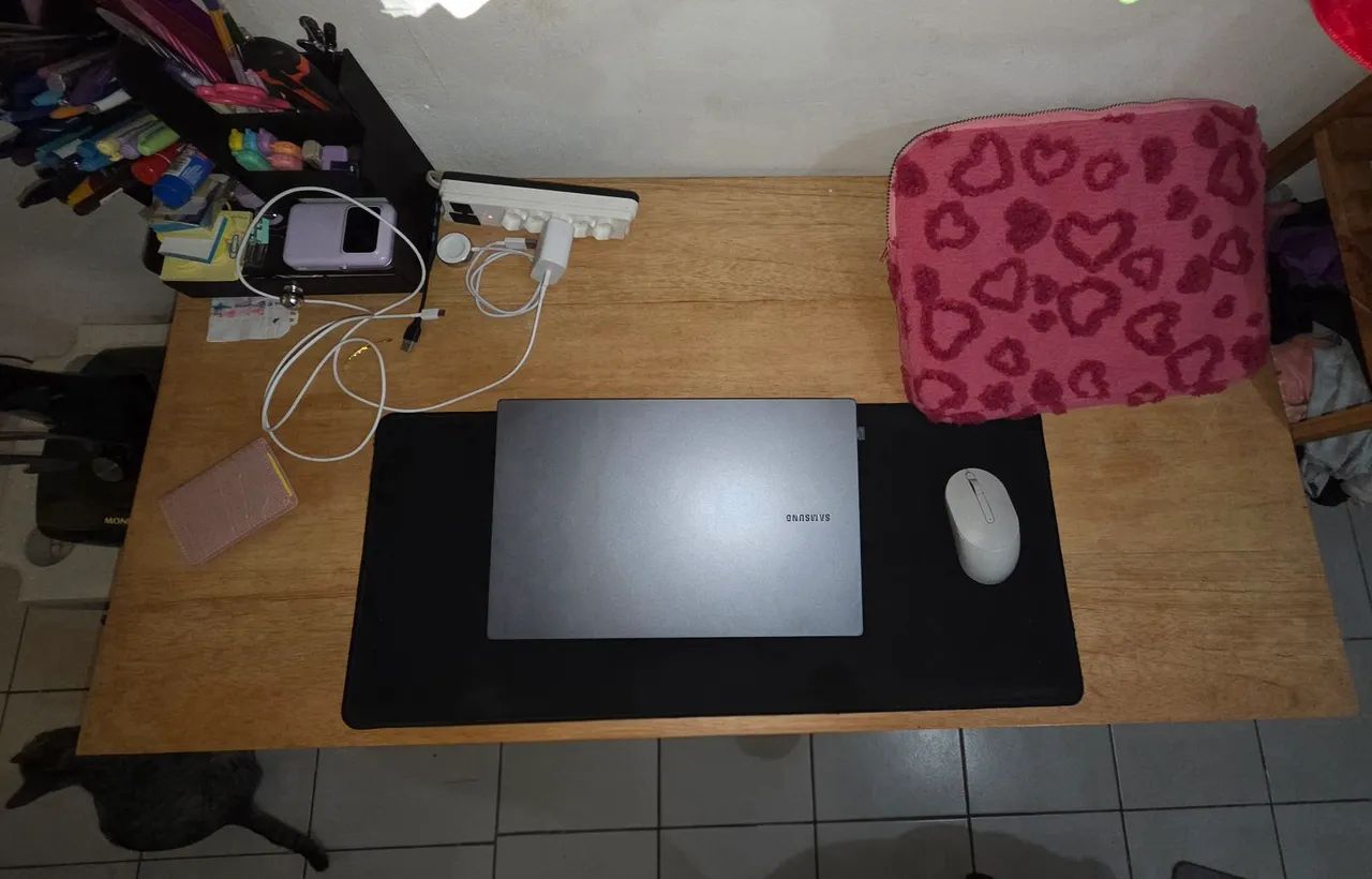 MESA DE MADEIRA COM BASE DE AÇO CARBONO ESTILO INDUSTRIAL - Foto 3