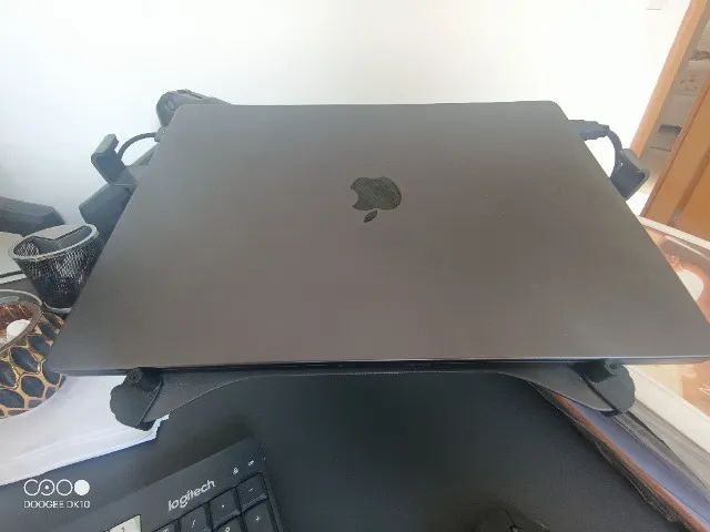 MacBook Pro M3 16"- 16GB RAM - 512GB SSD - Impecável