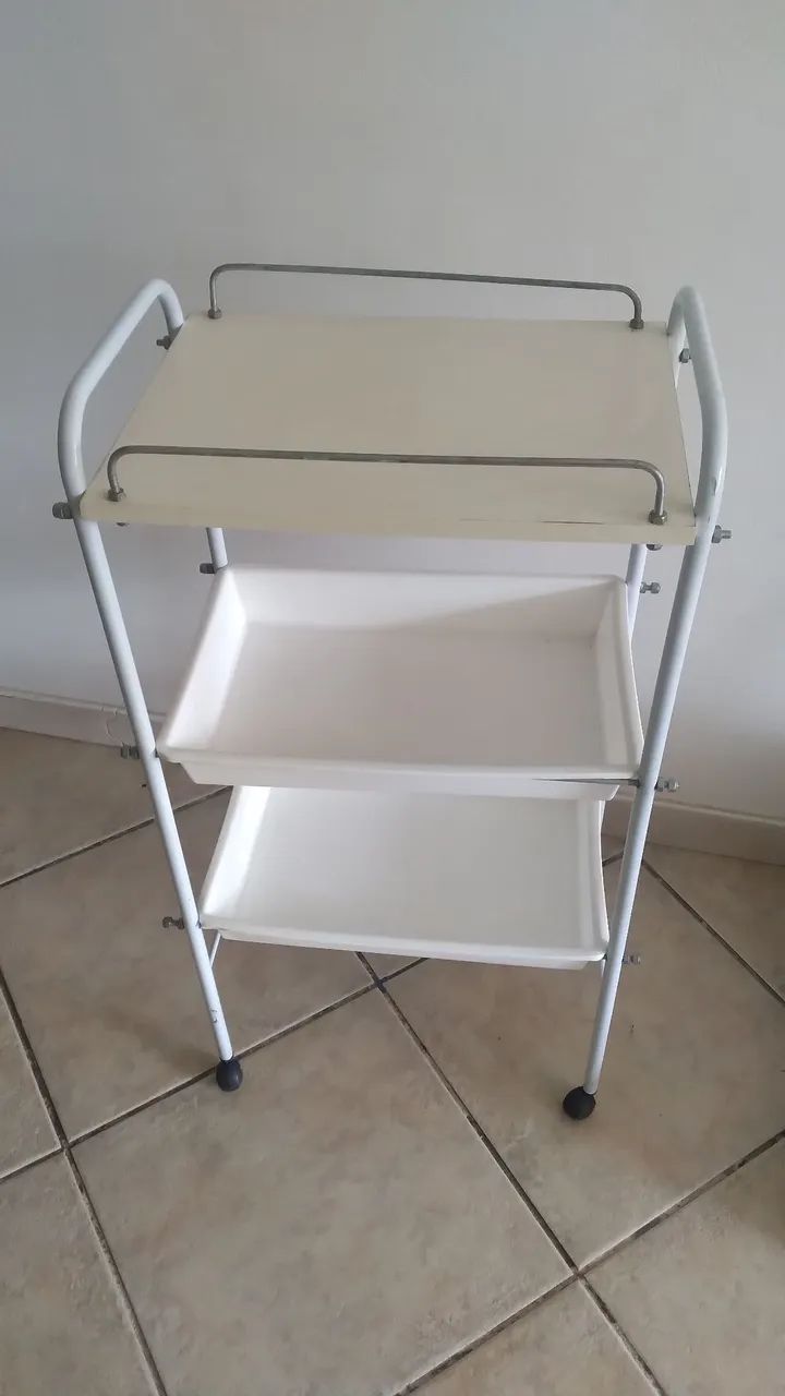 Carrinho de apoio estética ou cabeleireiro 