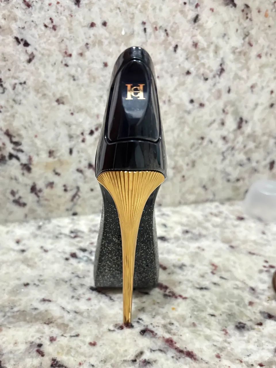 Perfume Good Girl Suprême Carolina Herrera 50ml - Foto 2