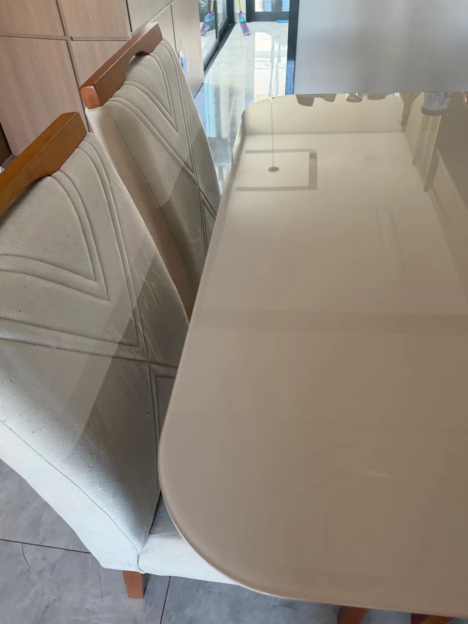 Mesa Dellabruna + 4 cadeiras - Foto 4