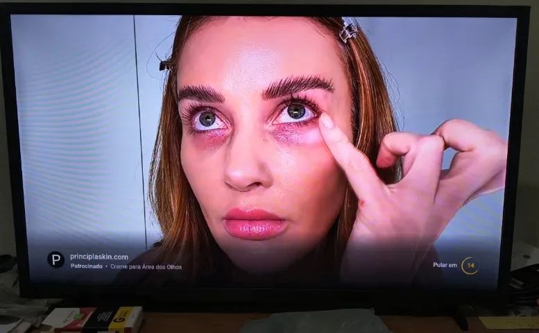 Vendo Smart TV Samsung 32' - Foto 2