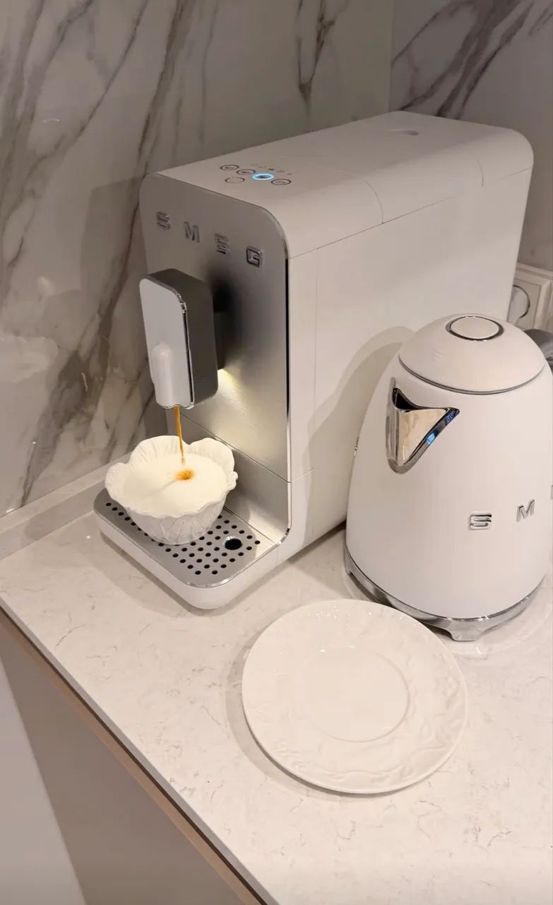Smeg cafeteira automática 