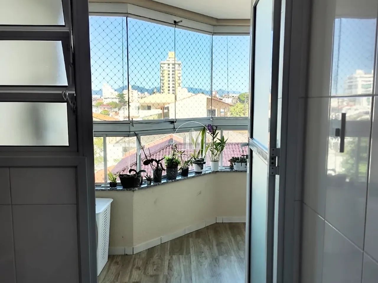 Apartamento 2 Quartos com 1 Suíte e 75m² - Barreiros - EST - Foto 4